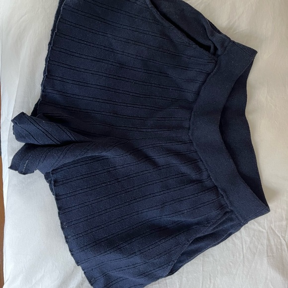 Apiece Apart Navy Knit Shorts size Medium - Picture 3 of 4
